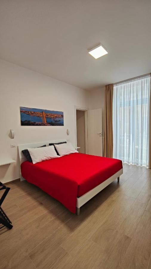 B&B Immare Brindisi Bagian luar foto